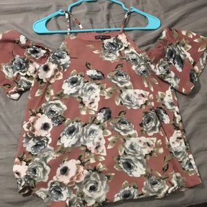 Dillard’s Floral top